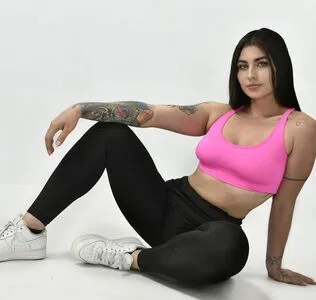 Monirojas Oficial OnlyFans Leaked Free Thumbnail Picture - #AG1aTqiqp1