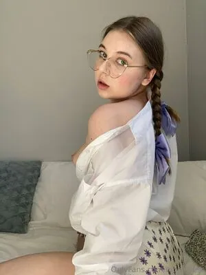 Moon Less OnlyFans Leaked Free Thumbnail Picture - #CUGOMystp3