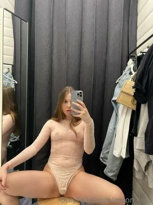 Moon Less OnlyFans Leaked Free Thumbnail Picture - #bJxyoe9KuJ