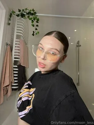 Moon Less OnlyFans Leaked Free Thumbnail Picture - #zXwvr5z4Jg