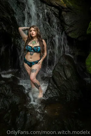 Moon Witch Modelx OnlyFans Leaked Free Thumbnail Picture - #khEuEyNg83