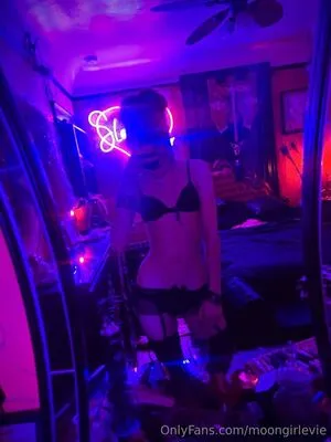 Moongirlevie OnlyFans Leaked Free Thumbnail Picture - #oSFHocHNtv