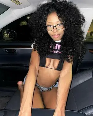 Moonishmia OnlyFans Leaked Free Thumbnail Picture - #HjtFofSMeC