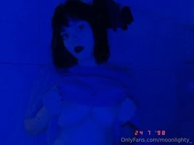 moonlighty OnlyFans Leaked Free Thumbnail Picture - #Prik5RT2t5