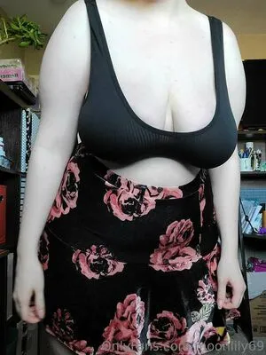 Moonlily OnlyFans Leaked Free Thumbnail Picture - #GuY34Gzg3j