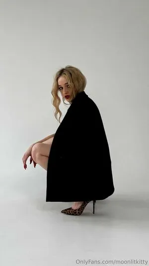 Moonlitkitty OnlyFans Leaked Free Thumbnail Picture - #l5hE5c2bOk