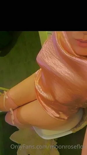 Moonroseflor OnlyFans Leaked Free Thumbnail Picture - #JfdudH13As