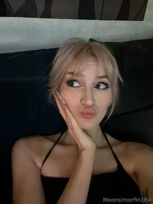 moonsimorfin OnlyFans Leaked Free Thumbnail Picture - #u7FTf9S9q6