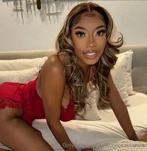 Moorexxxclusive OnlyFans Leaked Free Thumbnail Picture - #1DzNu0m7GV