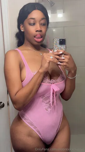 Moorexxxclusive OnlyFans Leaked Free Thumbnail Picture - #JVJR70Z7Uk