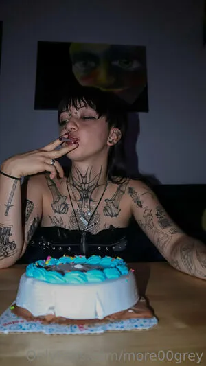 More00grey OnlyFans Leaked Free Thumbnail Picture - #x7VwmjSk0L