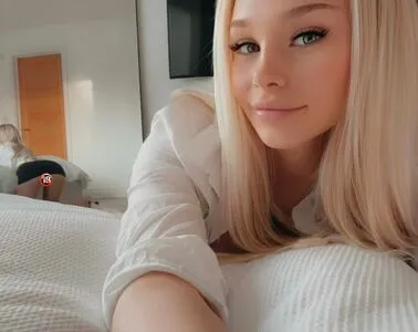 Morekhloeeex OnlyFans Leaked Free Thumbnail Picture - #9dteR2Ae51