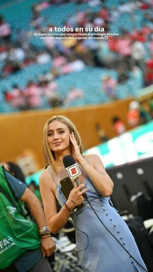 Morena Beltran OnlyFans Leaked Free Thumbnail Picture - #YVmuyx2El2