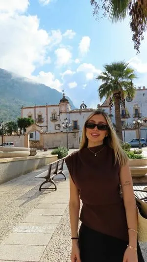 Morena Beltran OnlyFans Leaked Free Thumbnail Picture - #f5BLFjskVc