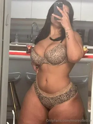Moreoflettie OnlyFans Leaked Free Thumbnail Picture - #4F1TTiKAF6