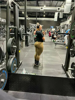 Morethan2handsfull OnlyFans Leaked Free Thumbnail Picture - #9SxiNgC9BL