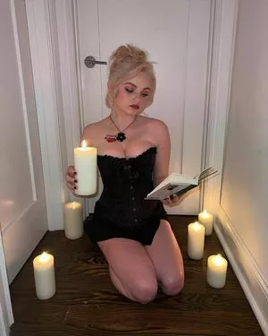 Morgan Lily OnlyFans Leaked Free Thumbnail Picture - #8xYvpPv9a3