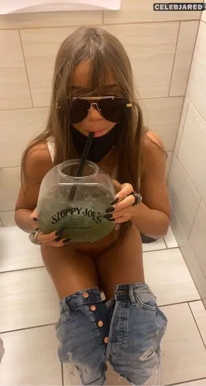 Morgan Simianer OnlyFans Leaked Free Thumbnail Picture - #Jyh5Opjvee