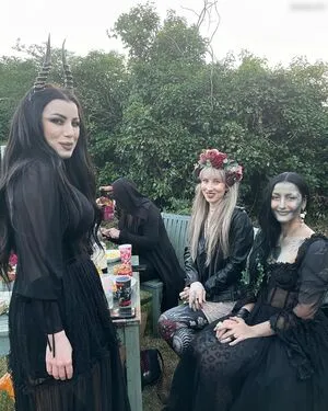 Morgana Threnody In Velvet OnlyFans Leaked Free Thumbnail Picture - #DnMwLDHzzK