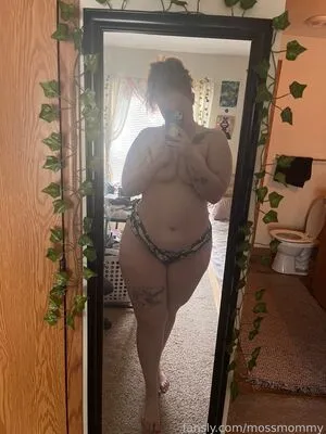 Mossmommy OnlyFans Leaked Free Thumbnail Picture - #MeTMDfQQCx