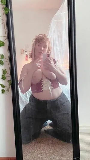 Mossmommy OnlyFans Leaked Free Thumbnail Picture - #OVA4ILWoXE