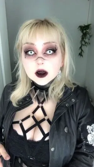 Mother Macabre OnlyFans Leaked Free Thumbnail Picture - #vv3bw5LHHJ