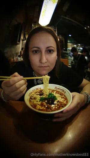 Motherknowsbest83 OnlyFans Leaked Free Thumbnail Picture - #6ZSA00XUFA