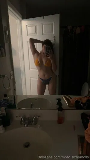 Moto Bxbymolly OnlyFans Leaked Free Thumbnail Picture - #3CqyholPgf