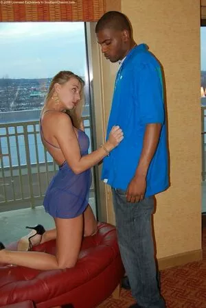 motogurl OnlyFans Leaked Free Thumbnail Picture - #8KTc4fD2Fr