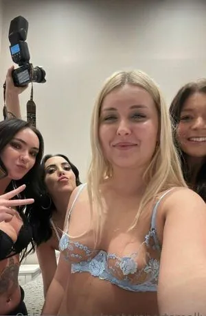 Motorsports Molly OnlyFans Leaked Free Thumbnail Picture - #yhUReD5hfx