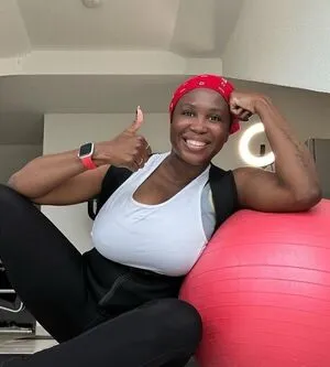 Motsi Mabuse OnlyFans Leaked Free Thumbnail Picture - #28em5xsps2