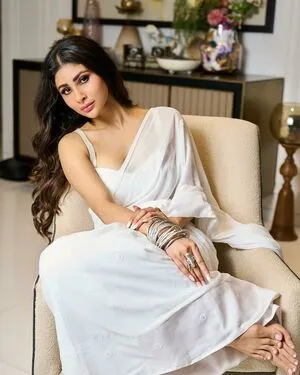 Mouni Roy OnlyFans Leaked Free Thumbnail Picture - #L80kizzzlL