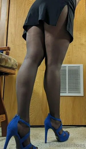 Mountaintoes OnlyFans Leaked Free Thumbnail Picture - #XGpl2F0ne1