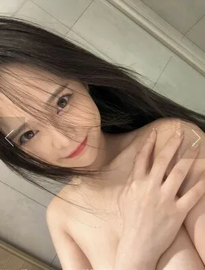 Mov19960908 OnlyFans Leaked Free Thumbnail Picture - #4SHugPGmeg