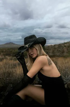 Movementswithmolly OnlyFans Leaked Free Thumbnail Picture - #wmprsuLdvv