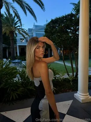 Movewithmeredith OnlyFans Leaked Free Thumbnail Picture - #nm2PQ1ZuSm