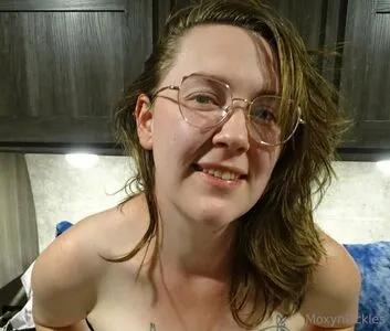 Moxynpickles OnlyFans Leaked Free Thumbnail Picture - #111TpK0X4I