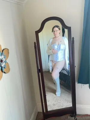 Moxynpickles OnlyFans Leaked Free Thumbnail Picture - #j9Nh63IBqX