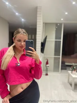 Mrs Alice OnlyFans Leaked Free Thumbnail Picture - #RbWY7H8dzL