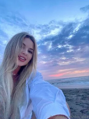 Mrs Alice OnlyFans Leaked Free Thumbnail Picture - #f1tDKUdnWo