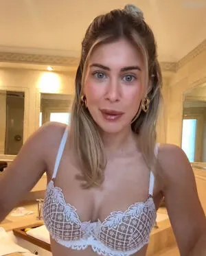 Mrs Bella OnlyFans Leaked Free Thumbnail Picture - #klo2c4zmjd