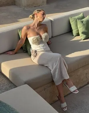Mrs Bella OnlyFans Leaked Free Thumbnail Picture - #mjJqAiJCro