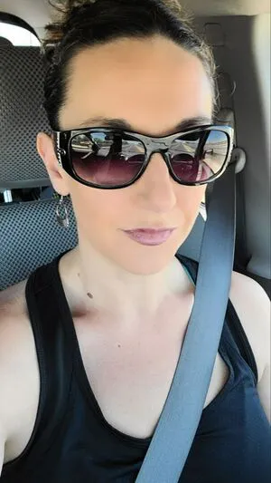 Mrs Bellacurves OnlyFans Leaked Free Thumbnail Picture - #6ovWdvhrEE