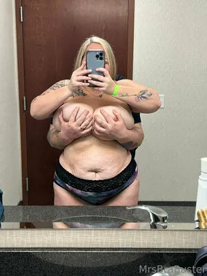 Mrs Bra Buster OnlyFans Leaked Free Thumbnail Picture - #4Ze5lpfTSi