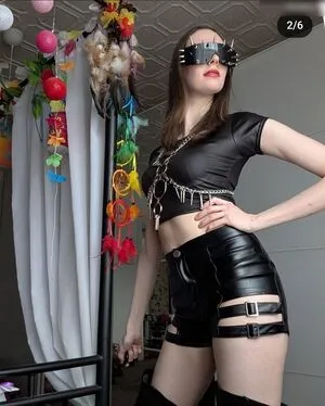 Mrs Crazy OnlyFans Leaked Free Thumbnail Picture - #5BRUZiTE4E