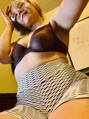 Mrs Dainty OnlyFans Leaked Free Thumbnail Picture - #T76rZdaJDq