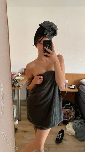 Mrs Emmax OnlyFans Leaked Free Thumbnail Picture - #IGT7QzAVZo