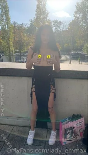 Mrs Emmax OnlyFans Leaked Free Thumbnail Picture - #rexdAOuj05