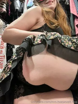 Mrs Hoesevelt Free OnlyFans Leaked Free Thumbnail Picture - #Lp4OxzVexa