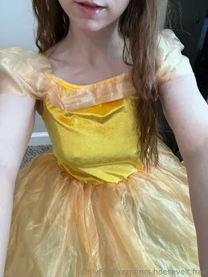 Mrs Hoesevelt Free OnlyFans Leaked Free Thumbnail Picture - #i3W4ygQDyv